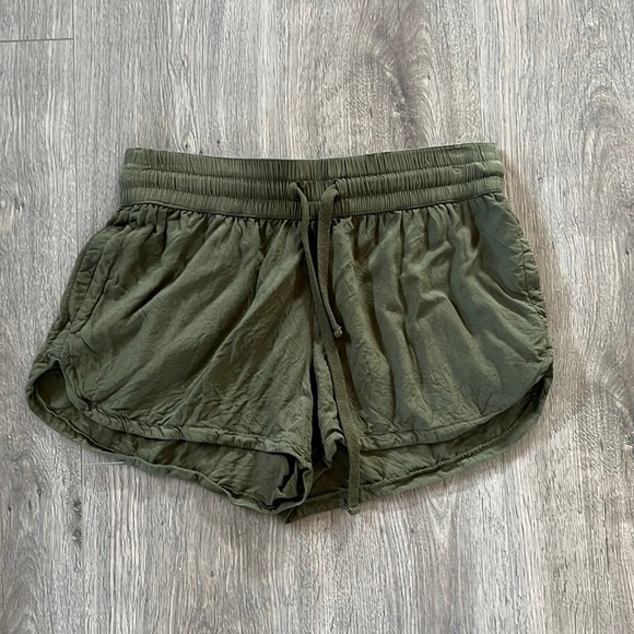 TNA XS womens short - Picture 1 of 4